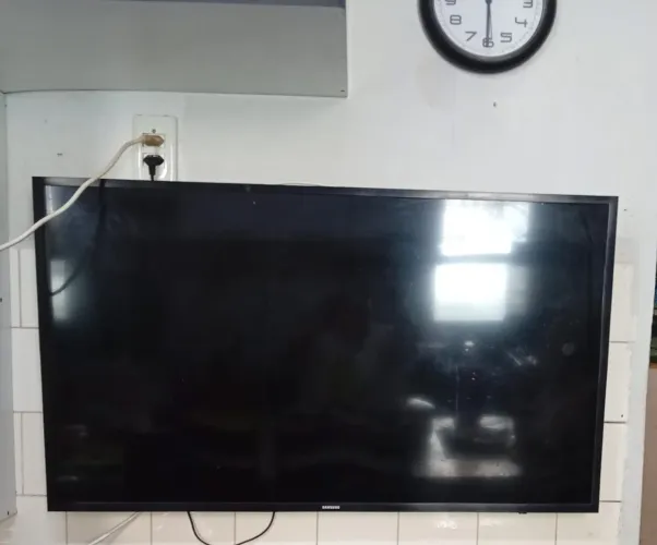 Vendo TV 43 polegadas, Samsung