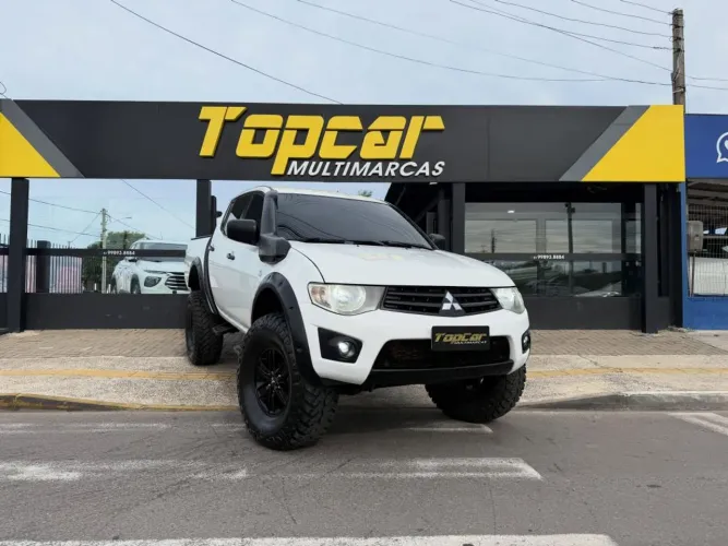 Mitsubishi L200 Triton GL 3.2 CD TB Int. Dies. Mec. 2017