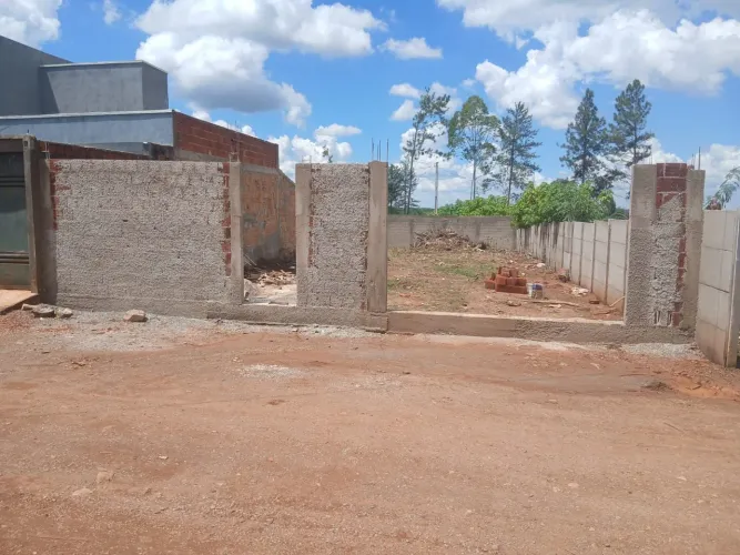 Vendo ou troco lote na 26 de setembro 