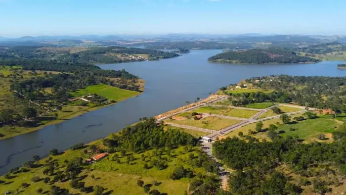 Lote / Terreno à venda em Carmo Do Cajuru