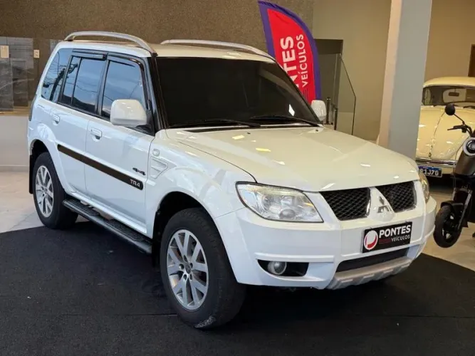 Mitsubishi Pajero TR4 2.0 Blind. 16V 131cv 4X4 Aut. 2013