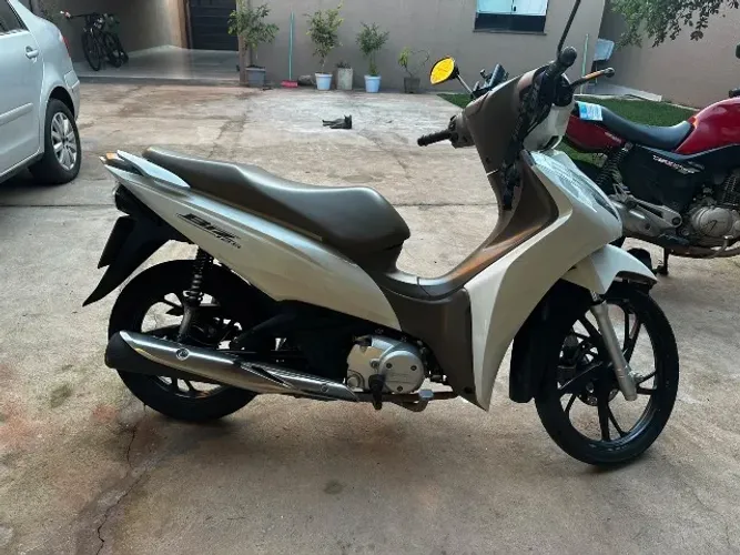 Biz 125cc 2024 única dona 