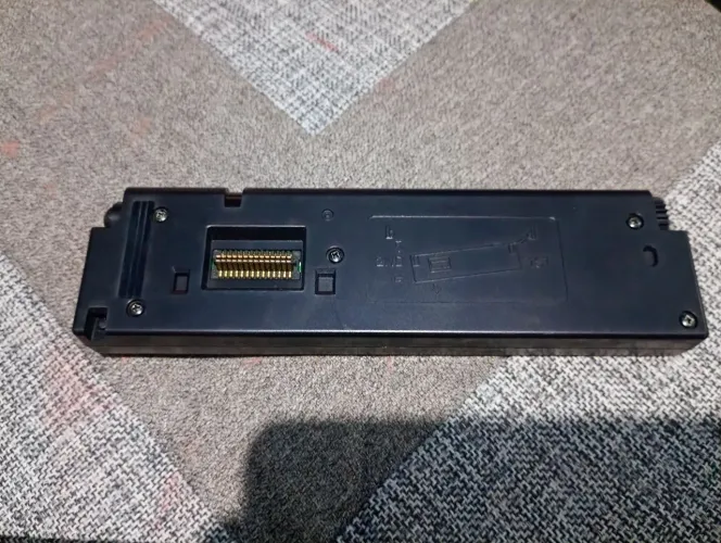 Vende se uma frente de som automotivo marca  soni vxm30