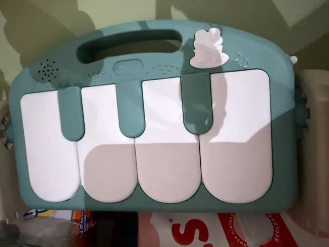 Tapete interativo de bebê 