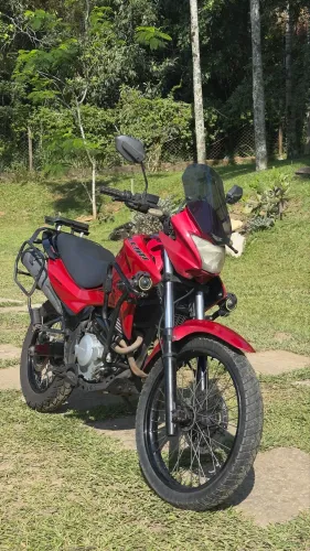 Honda Falcon 400i (2014) - Vermelha / Impecável e Revisada