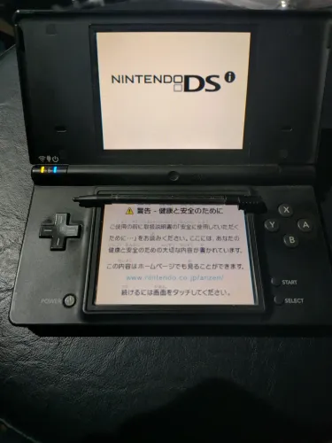 Nintendo DSI desbloqueado japones