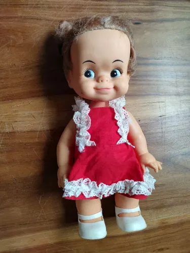 Boneca antiga 