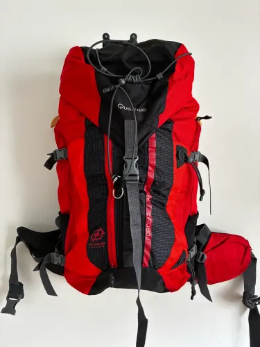Mochila Quechua Forclaz 40 Air 40L Original + Capa de Chuva