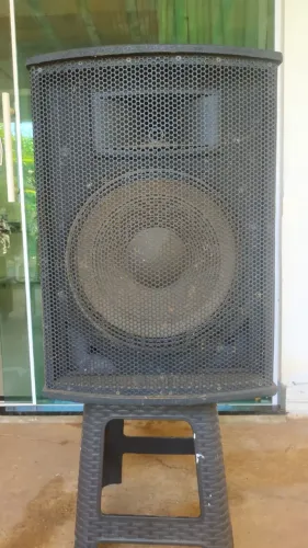 Caixa De Som Profissional 15 Passiva 2 Vias 400 Watts Rms
