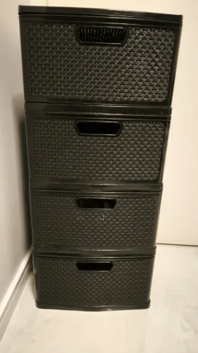 Gaveteiro de plástico com 4 gavetas