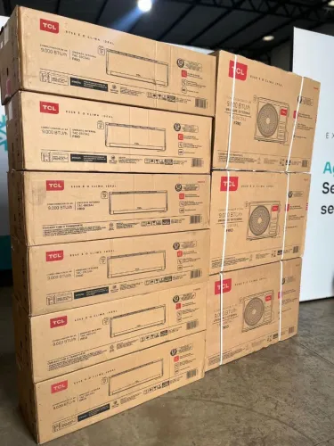 Ar condicionado TCL 9000 BTUs convencional TAC-09CSA1