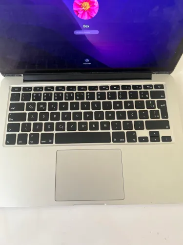 MacBook Pro 13 Retina 2015 i5 8GB - WiFi com defeito simples (barato de consertar)