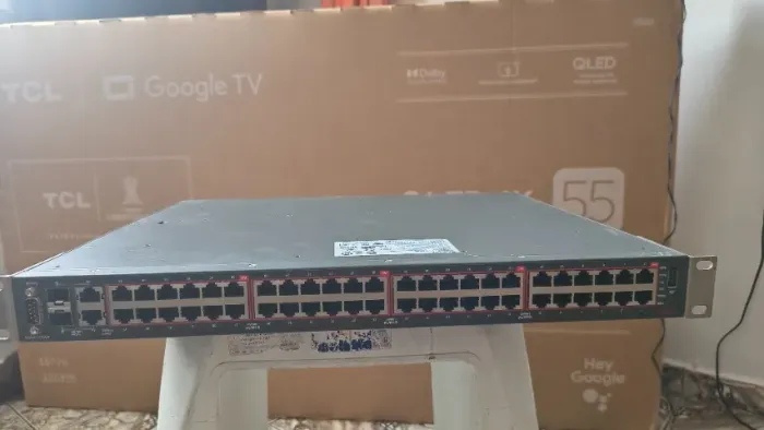 Switch Avaya 4550T-PWR - 48 Portas PoE - Gerenciável Layer 3