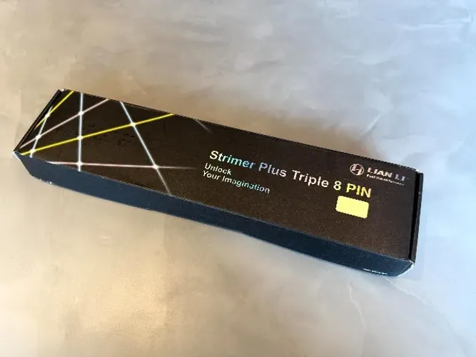 Cabo Lian Li Strimer Plus Triple 8-Pin RGB para GPU - Completo na Caixa