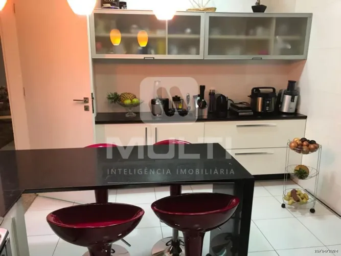 Casa Condominio - JARDINS ROMA COND