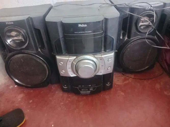 Venda esse som parou de funcionar do nada pega Bluetooth e tudo