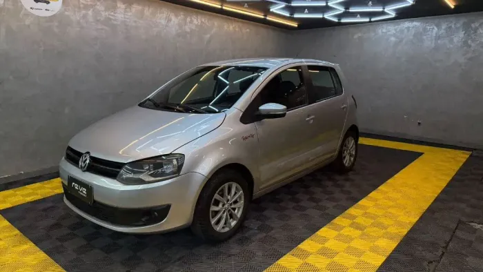 Volkswagen Fox Rock IN RIO 1.6 MI Total Flex 8V 5P 2014