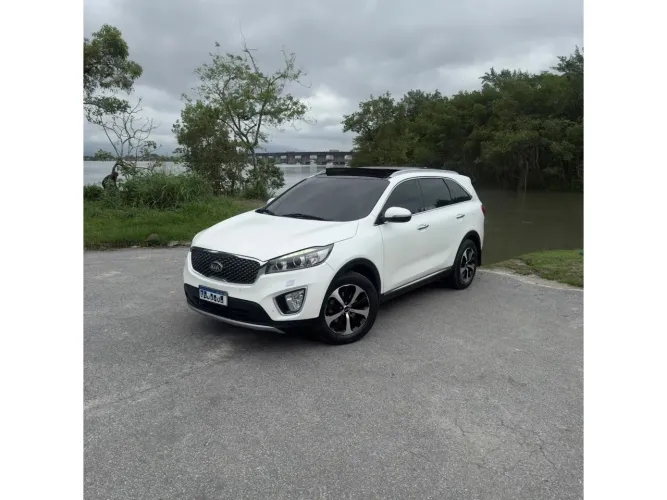 Kia Motors Sorento 3.3 V6 24V 270cv 4X2 Aut. 2016