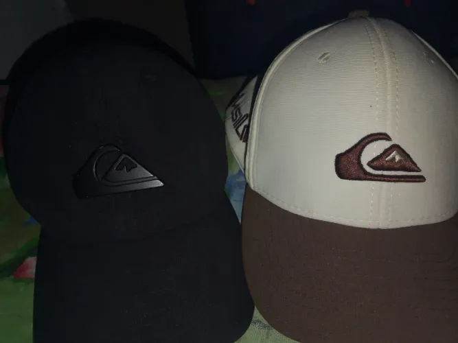 Bonés da Quiksilver