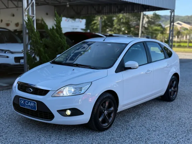 Ford Focus 1.6 S/se/se Plus Flex 8v/16v 5P 2013