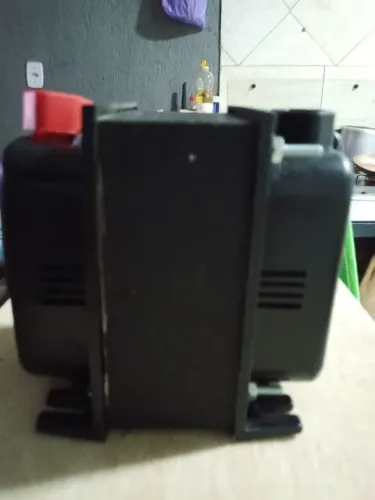 Auto Transformador 3000va Bivolt 9000 Btus 110 Para 220 E 220 Para 110 1600w Max Amper