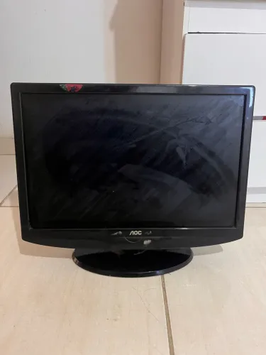 TV AOC LCD 19? L19W831 com controle - Funcionando