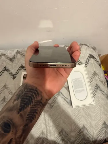 Vendo iPhone 16 pro max