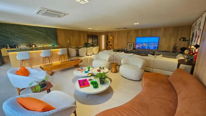 Apartamento de Luxo, 3 suítes, Porteira Fechada, na Graça
