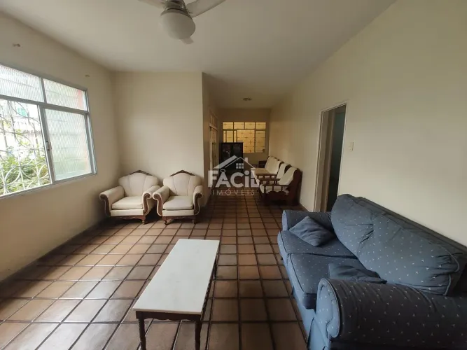 Casa à Venda em Serra Centro: 4 Quartos, 2500m², Oportunidade!