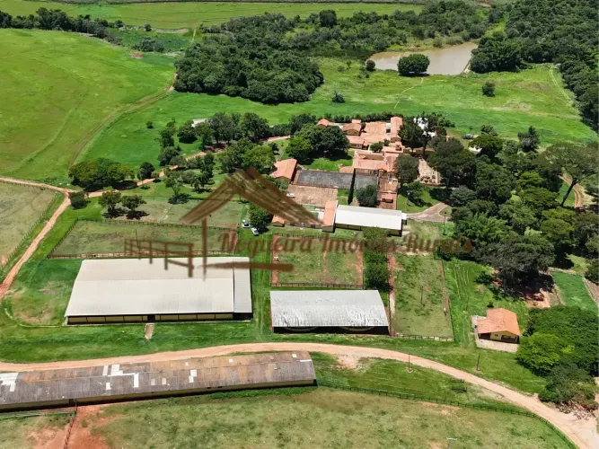 Maravilhoso Haras com 41,7 alqueires na região de Tatui-SP