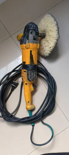 Politriz Dewalt 127v