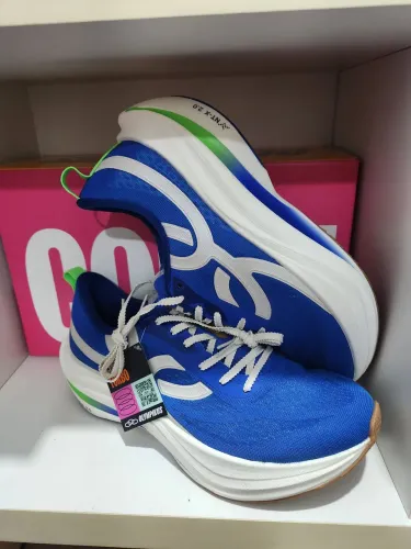 Olympikus Corre Turbo + mochila hidratação Asics