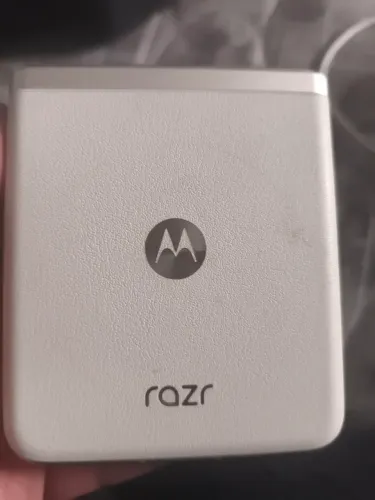 Vendo Motorola RAZR