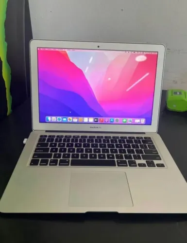 Macbook