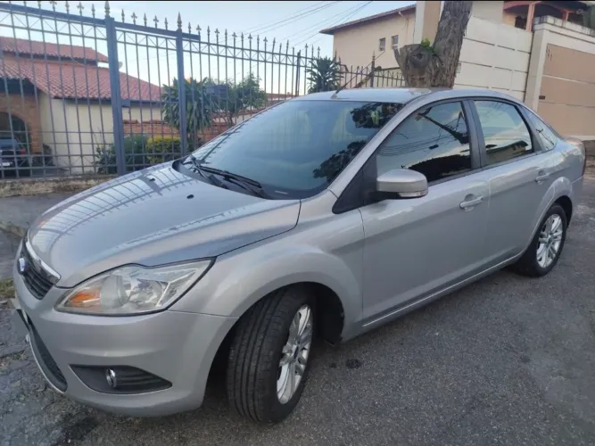 Ford Focus Sedan 1.6/1.6 Flex 8v/16v 4P Mec. 2013