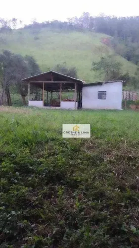 Sítio com 3 dormitórios à venda, 96800 m² por R$ 770.000,00 - Piquete - Piquete/SP