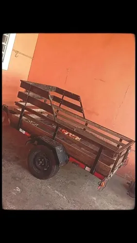 Vendo carretinha documentada 2016 1,50 x2