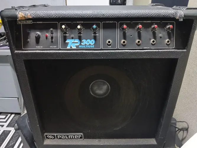 Caixa amplificada Palmer