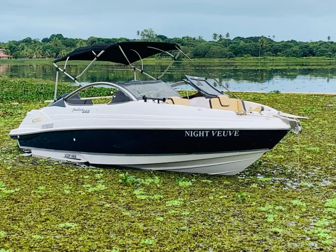 Vendo Lancha Focker 240