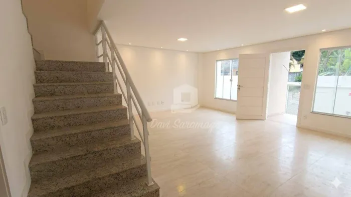 Casa Com 3 Quartos a Venda em Serra Grande