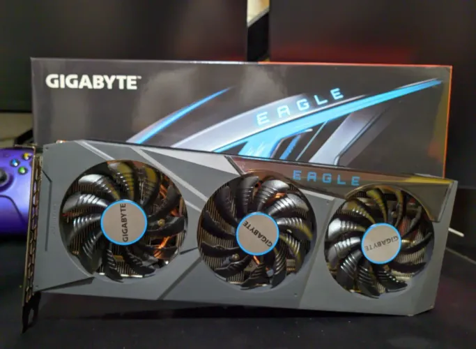 Placa de Vídeo RX 6700 XT EAGLE OC 12G GIGABYTE