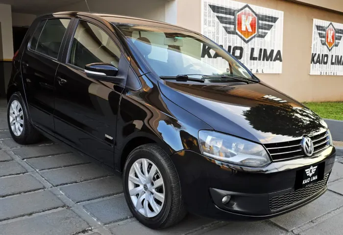 Volkswagen Fox 1.0 MI Total Flex 8V 5P 2013