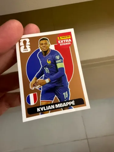 Figurinha LEGEND BRONZE Mbappe 