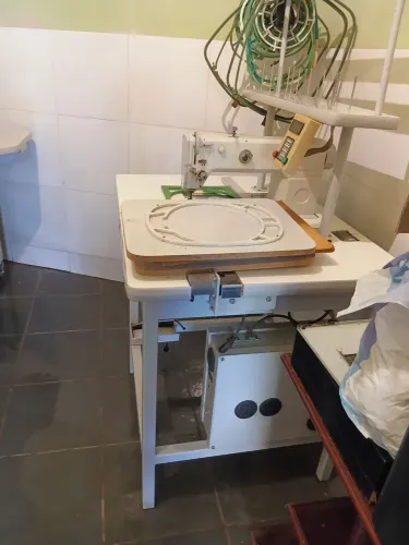 Vendo maquinas de bordar pra tirar pecas
