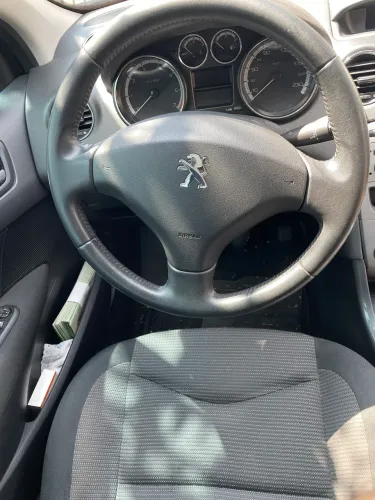 Peugeot 308 Allure 1.6 Flex 16V 5P Mec. 2013