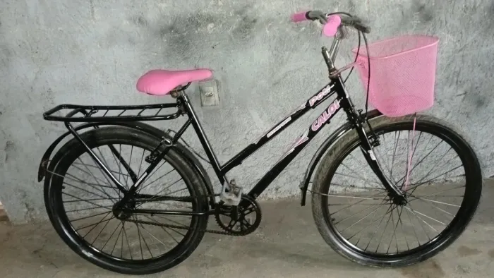 Vende se essa bicicleta nova entrego
