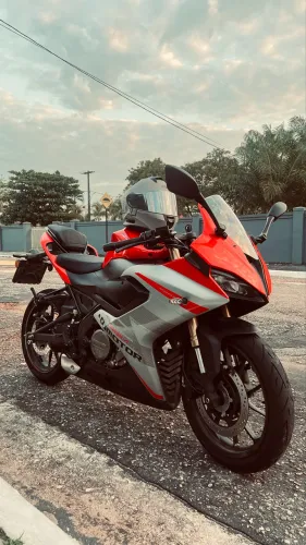 Moto 250cc Esportiva