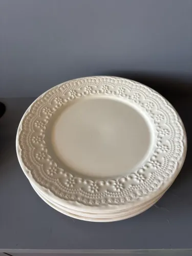 Conjunto de pratos rasos cerâmica cru, Porto Medeleine