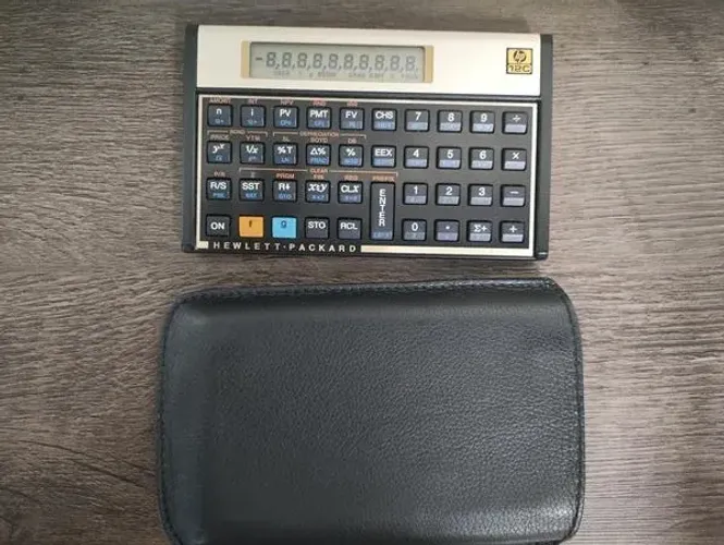 Calculadora Financeiro HP 12C Gold + Capa de Couro legítimo / Pouco Usada sem avarias