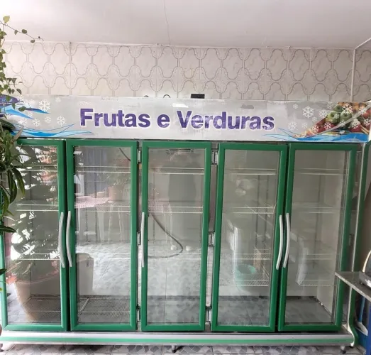 Geladeira 5 portas usada